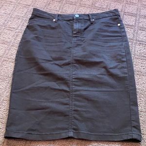 HP 🎉 BlankNYC denim skirt